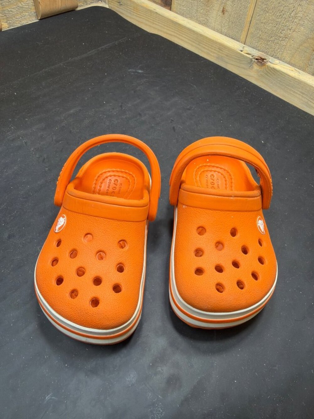 Crocs Crocband Toddler Boys Size C5 Orange White Slip On Water Shoes Sandals - Picture 3 of 7